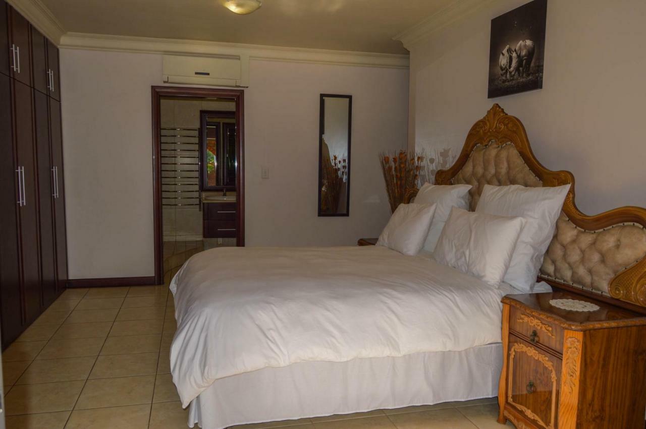 Emangunini Guest House Richardsbaai Buitenkant foto