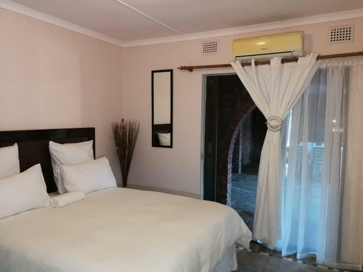Emangunini Guest House Richardsbaai Buitenkant foto