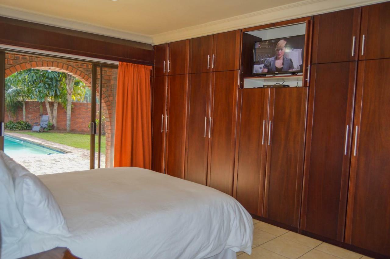 Emangunini Guest House Richardsbaai Buitenkant foto