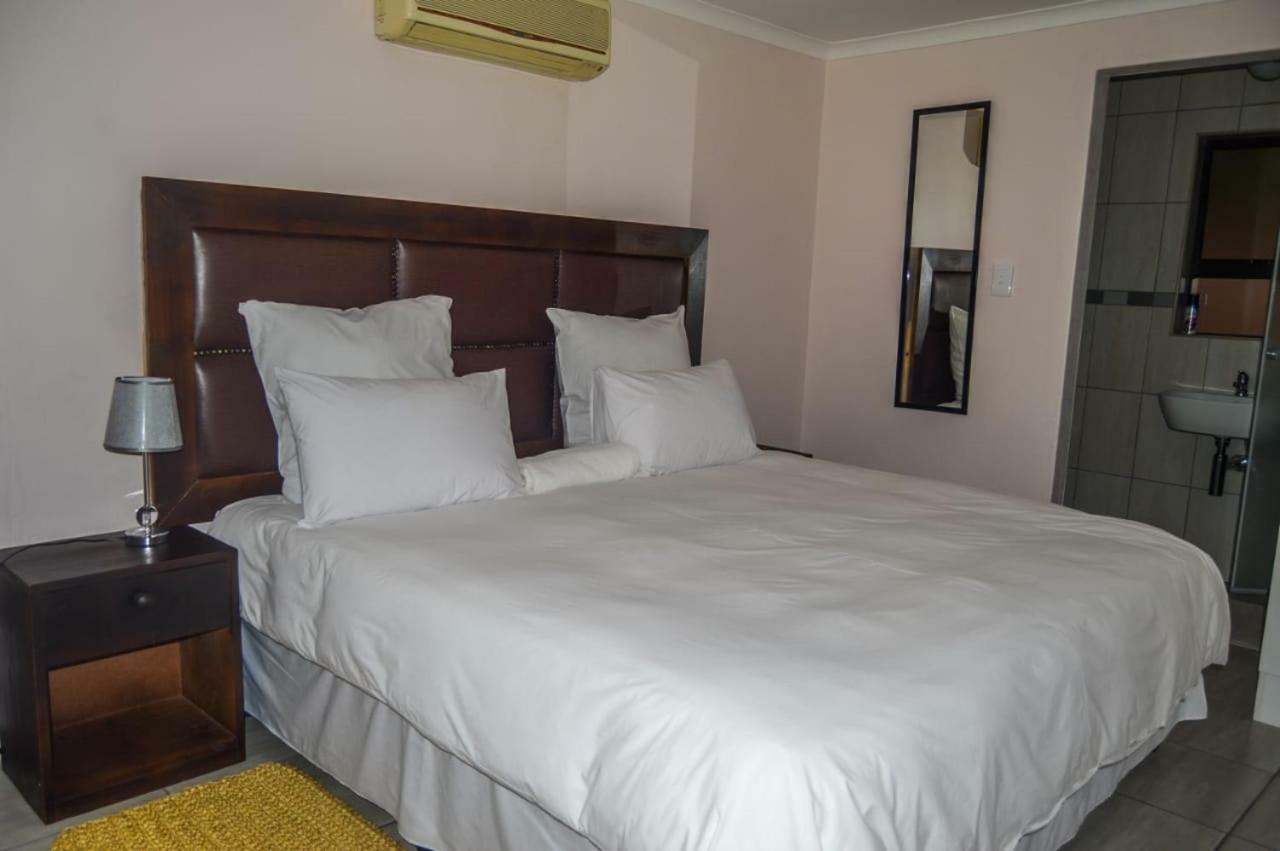 Emangunini Guest House Richardsbaai Buitenkant foto
